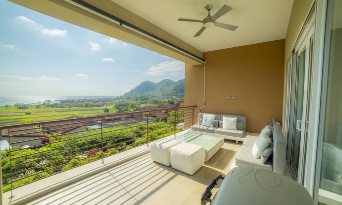 Jaco Condo | Miramar 5D 3 bdr Ocean View in Los Suenos