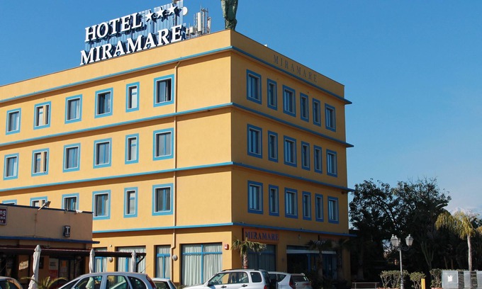 Contrada Pantano d'Arci Hotel | Miramare