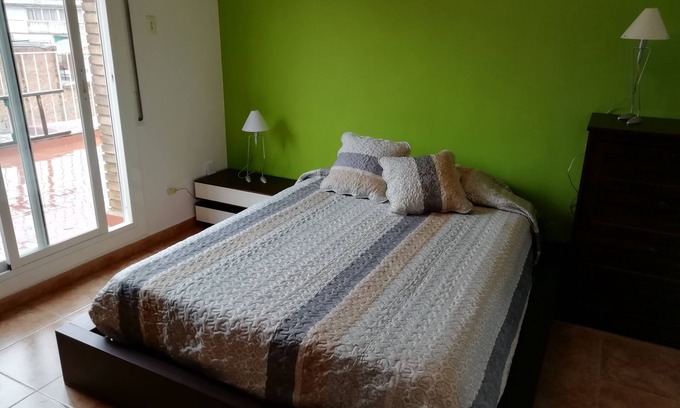 la Trinitat Vella Apartment | Mireia's Attic, two terraces with wonderfull views