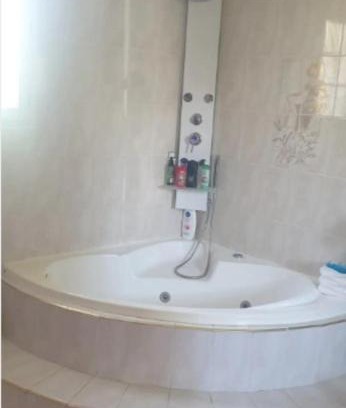 Guereins House | Miss G'Ainguette