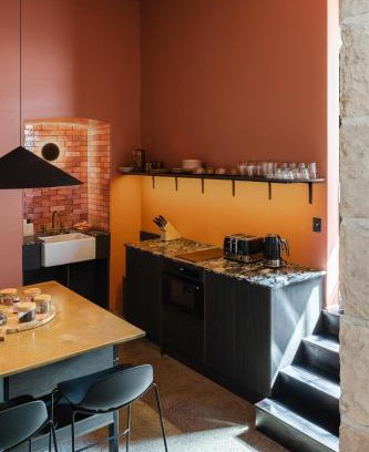 New Farm Apartment | Miss Midgley's - Locker Room