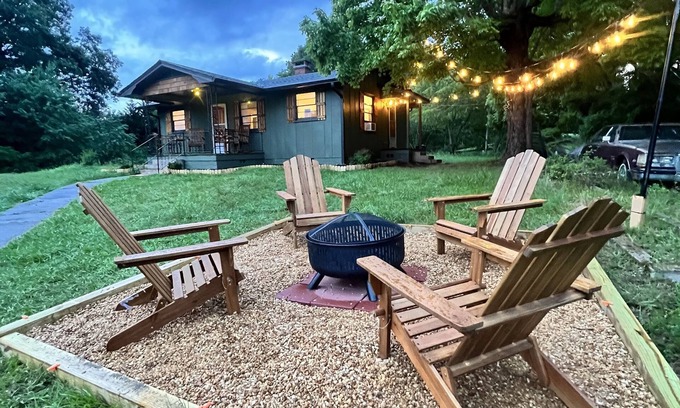 Franklin Cabin | Misty Mountain Cozy & Stylish 2BR Cabin w/Fire Pit near River & Attractions