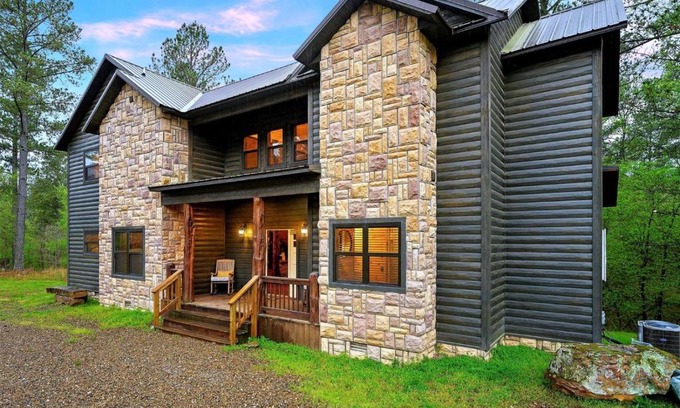 Broken Bow House | Misty Mountain