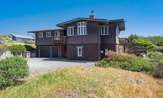 Salmon Creek House | Miwok Escape - Pet Friendly, Nestled in the sand dunes, Short walk to Beach