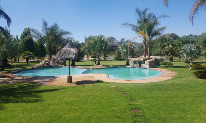 Roodeplaat Bed & Breakfast | MixoSunrise Guesthouse & Spa