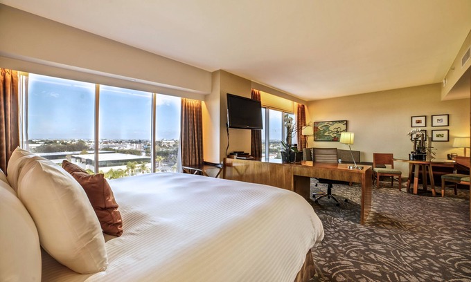 Old Town Hotel | Miyako Hybrid Hotel Torrance