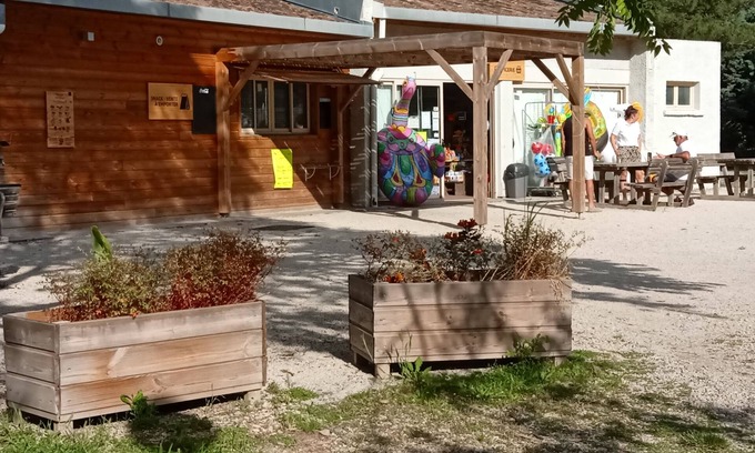 La Roque-d'Antheron House | Mobil-home 4 Personnes Climatisé au Cœur de la Provence