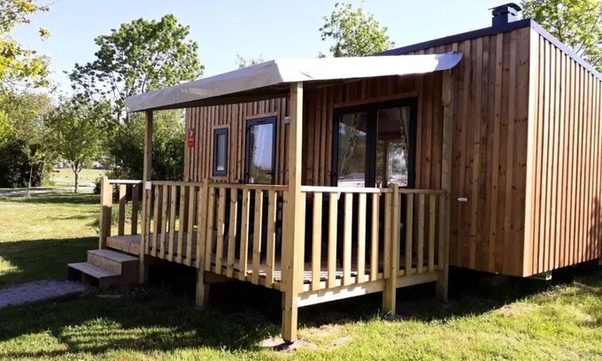 Pouzauges House | Mobil-home Prestige Trio - 3 bedrooms - 2 bathrooms - 2 WC - CLIM - TV + Dishwasher 8 persons