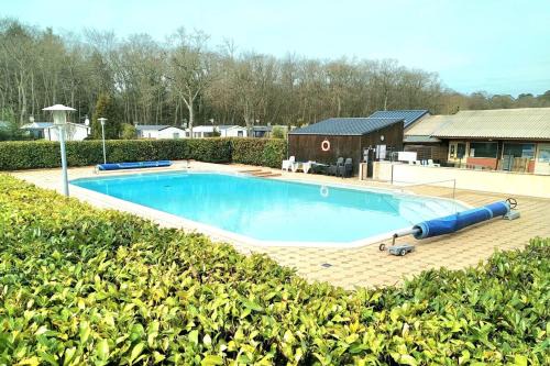Dinard House | Mobil home with pool in Dinard