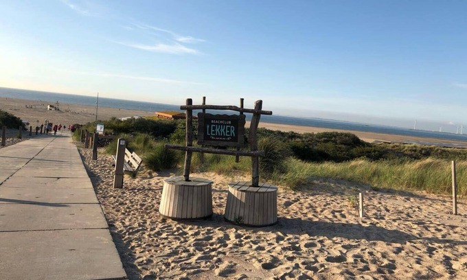 Serooskerke House | Mobile home for up to 6 people in Serooskerke