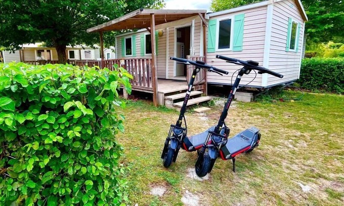 Ivry-la-Bataille House | Mobilhome 3 bedrooms 6 pers TV WIFI plot close to entertainment + 2 scooters