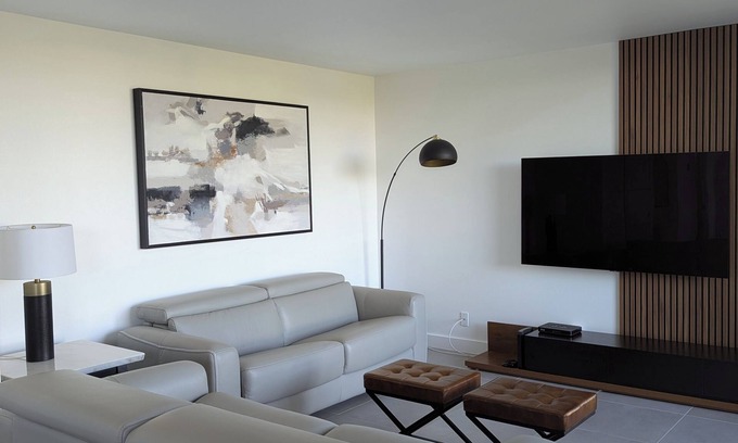 Delray Beach Apartment | Modern 1-Bedroom Condo in Delray Beach