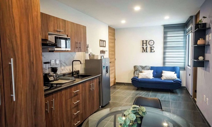 San Luis Potosi Apartment | Modern 1BR apartment with Smart Access & Parking