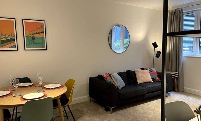 Barbican Apartment | Modern 1BR in London's Ec1a - Near City & Central