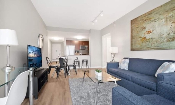 Hudson Exchange Apartment | Modern 1BR | Upscale Amenities | Heart of Jersey City | by GLS