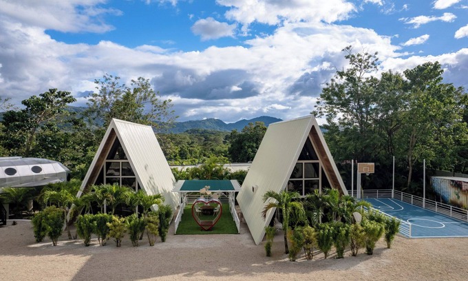 Potrero Hotel | Modern 2 Bedroom A-Frame w/Loft - Wi-Fi, A/C, Kitchen, Near Beach, Gameroom