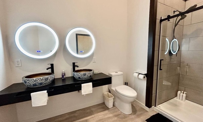 Dubuque Apartment | Modern 2 bedroom loft in downtown Dubuque