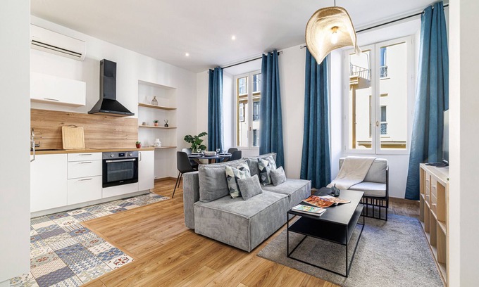 Carre d'Or Apartment | Modern 2 bedrooms - Pedestrian Area - A/C