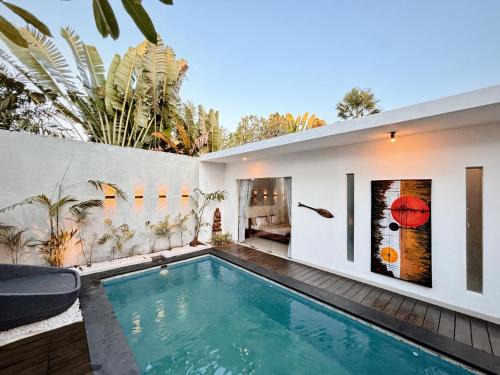 Central Seminyak Villa | Modern 2 BR villa seminyak center.