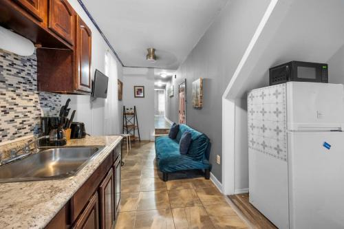 Norris Square Apartment | Modern 2br 10 Mins To Metro