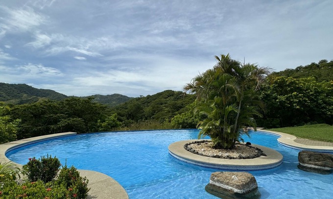 Playa Ocotal Condo | Modern 2BR/2BA Coastal Escape in Ocotal
