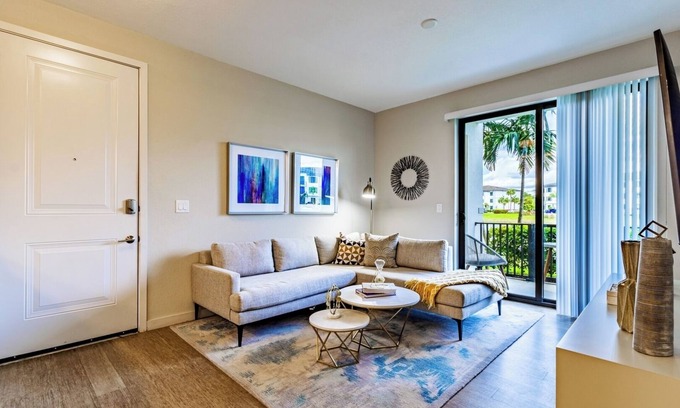 Three Oaks Apartment | Modern 2BR Fort Myers Condo | Pool, BBQ and Near Beaches