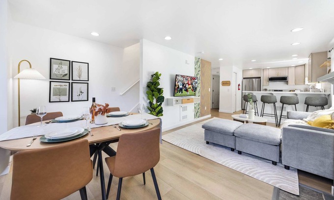 Lake City House | Modern 2BR Gem , Near UW & Lake Trails & Garage