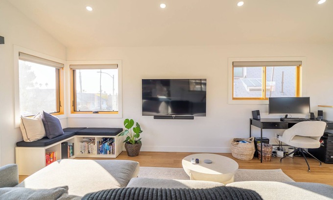 Golden Hill Apartment | Modern 2BR Heart of South Park Walkable With W/D