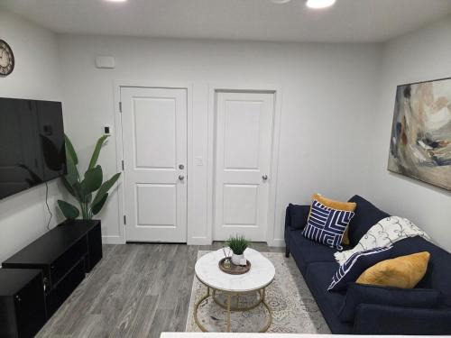 Southeast Calgary Apartment | Modern 2BR near Hospital, YMCA, Stores