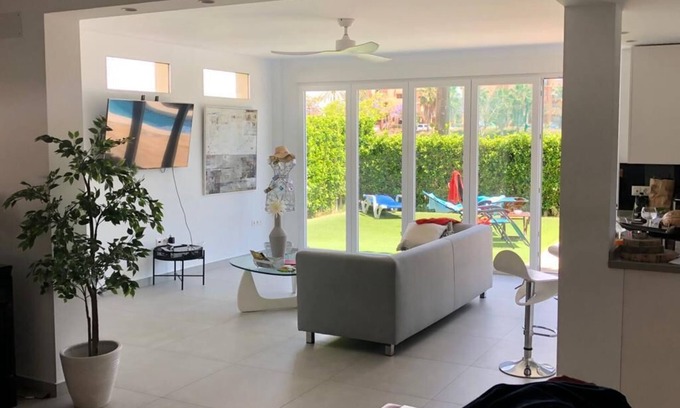 Torre-Pacheco Villa | Modern 3 Bed Villa - Golf Side, Own Pool, sleeps 6, Mar Menor Golf Resort