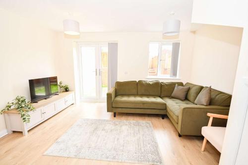 Kirkdale House | Modern 3 Bedroom House in Kirkdale Liverpool