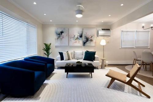 Kearny Apartment | Modern 3BR Suburb Retreat Near EWR Airport Just 10 Min to Newark & 25 Min to NYC