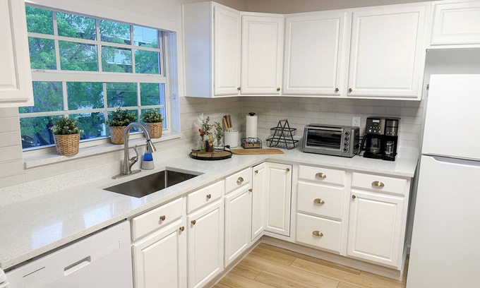 Sunrise Intracoastal Apartment | Modern and Spacious 2/2 Condo Ft Lauderdale Beach