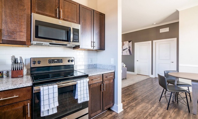 Briargate Apartment | Modern Apartment in Prime Location (ID4322X44)