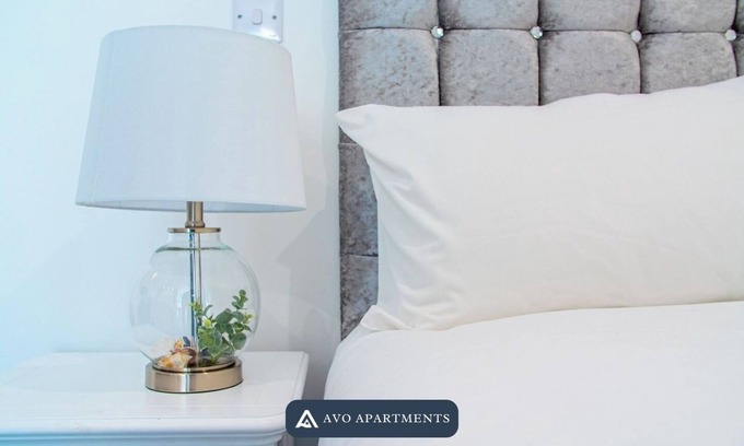 Sheffield Condo | Modern Apartment in Prime Location – APT 25