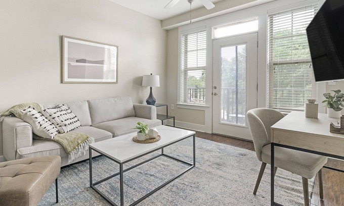 North Raleigh Apartment | Modern Apartment in Prime Location (ID2268X42)