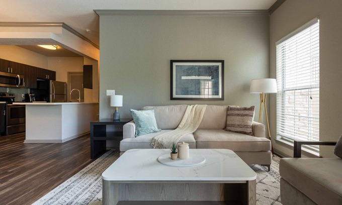 Cedar Park Apartment | Modern Apartment in Prime Location (ID3301X20)