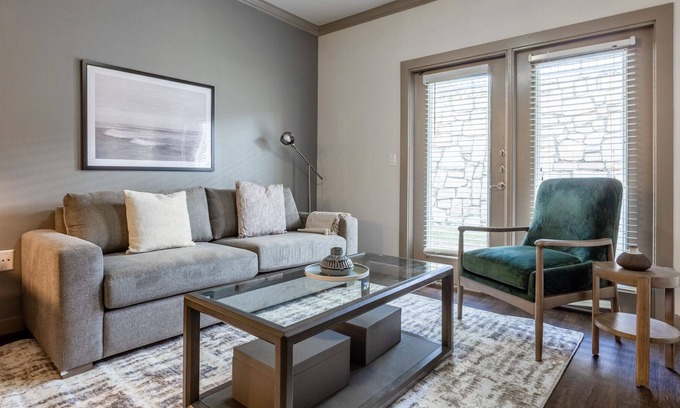 Georgetown Apartment | Modern Apartment in Prime Location (ID8187X12)
