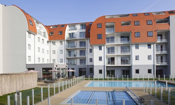 Zeebrugge Apartment | Modern apartment with a dishwasher located in Zeebrugge