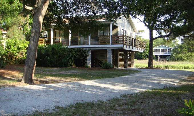 Folly Beach House | Modern beach house folly