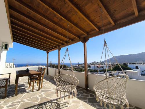 Gavrio Apartment | Modern big house in the port of Andros