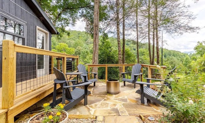 Franklin Cabin | Modern cabin retreat with serene outdoor oasis