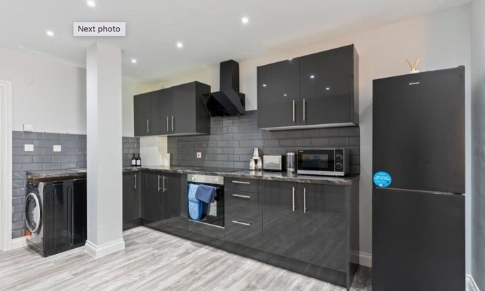 Harwich Apartment | Modern Coastal Apartment In Central Location