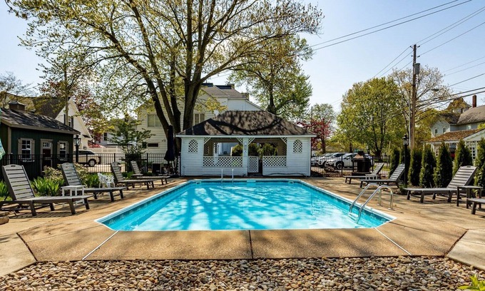 Huron House | Modern Coastal Retreat - private pool & close to beach!