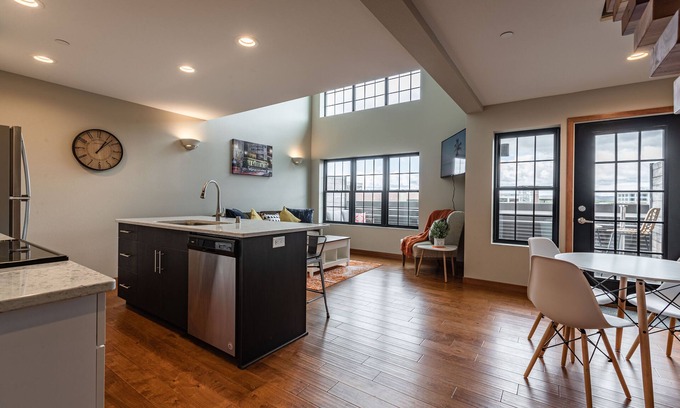 Historic Downtown La Crosse Condo | Modern condo near the heart of downtown La Crosse and all it has to offer!