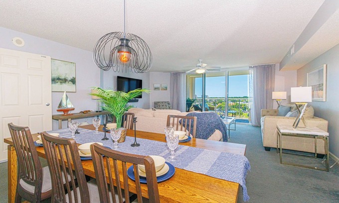 North Myrtle Beach Condo | Modern Condo @ Yacht Club Villas