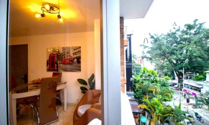 Robledo Apartment | Modern Cozy Laureles apartment close to La Setenta