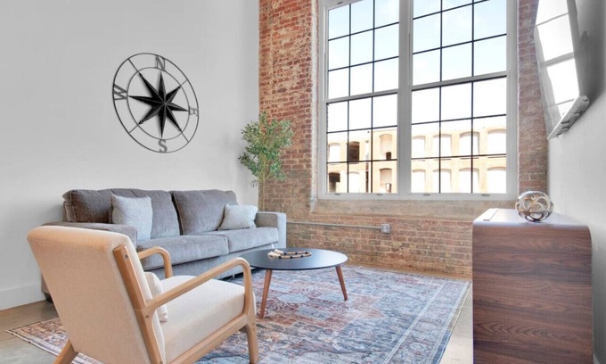 Judson Apartment | Modern Escape | Pool | Easy Access to DT & More!