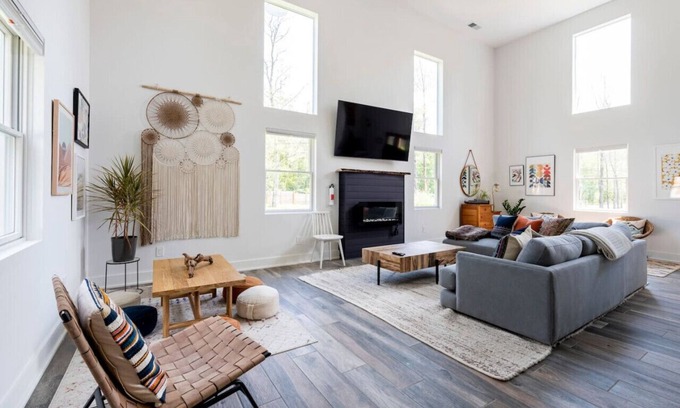 Kerhonkson House | Modern Farmhouse Sauna Private Pond Hiking