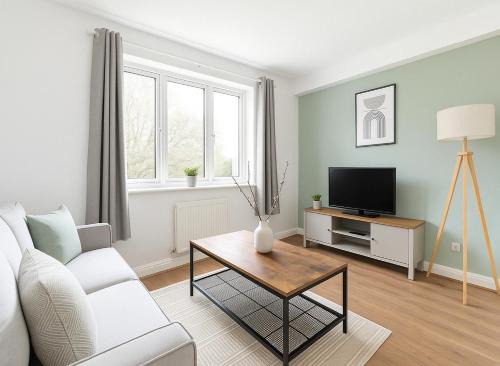 Bermondsey Apartment | Modern Flat near Tower Bridge